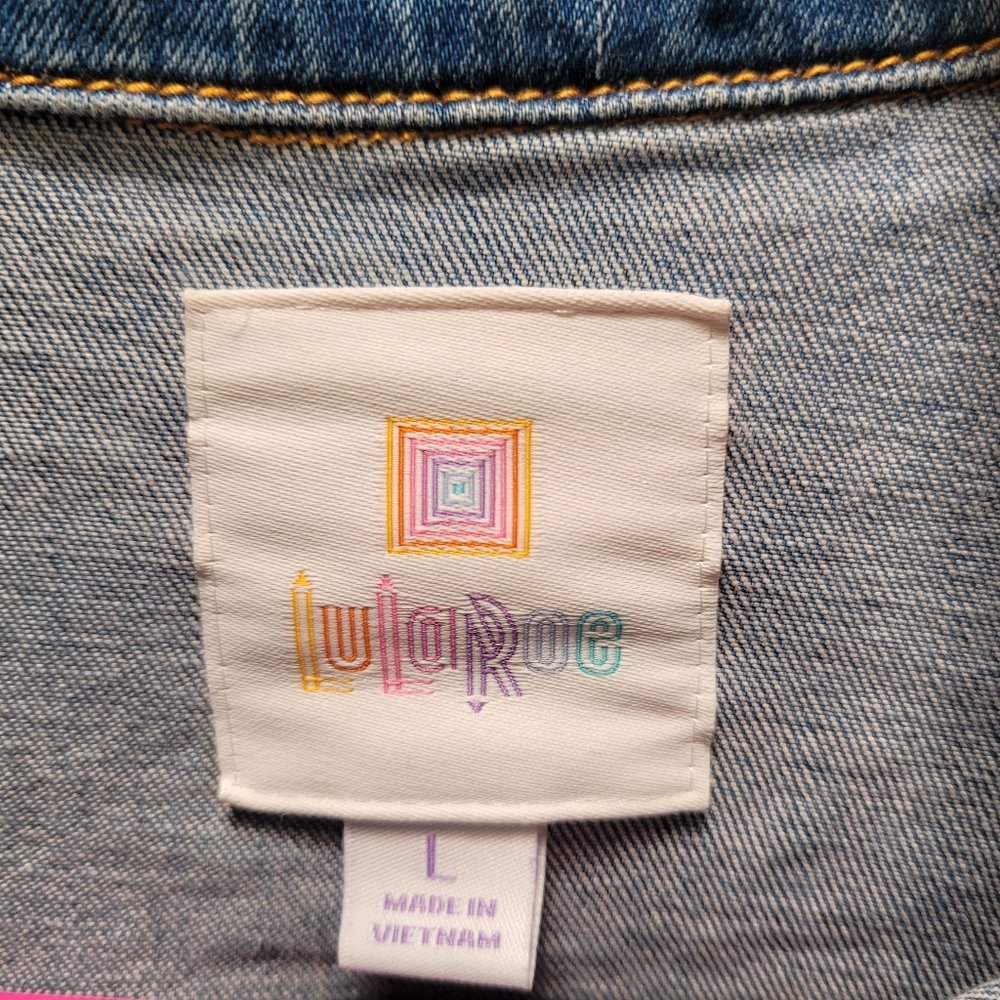 LuLaRoe Women’s Washed Light Blue Denim Jacket Embroidered Back Panel size L - Picture 6 of 7